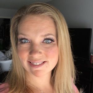 Meet your Posher, Nichole